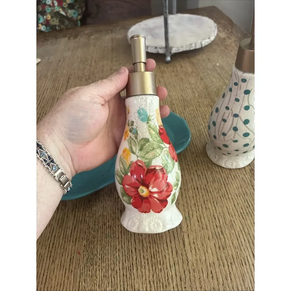 The Pioneer Woman Vintage Floral Ceramic Soap Dispenser Set Lotion Country